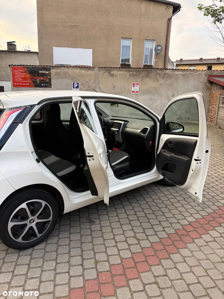 Toyota Aygo - 10