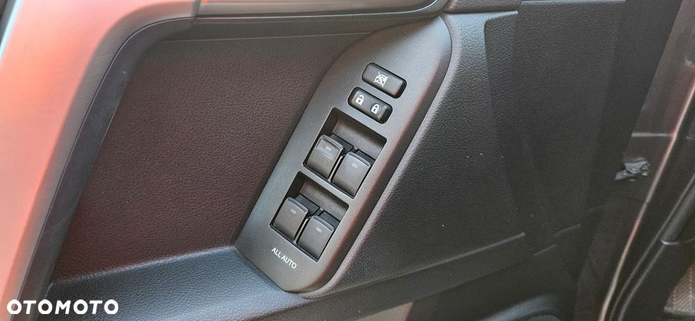 Toyota Land Cruiser LC 2.8 D-4D Invincible - 16