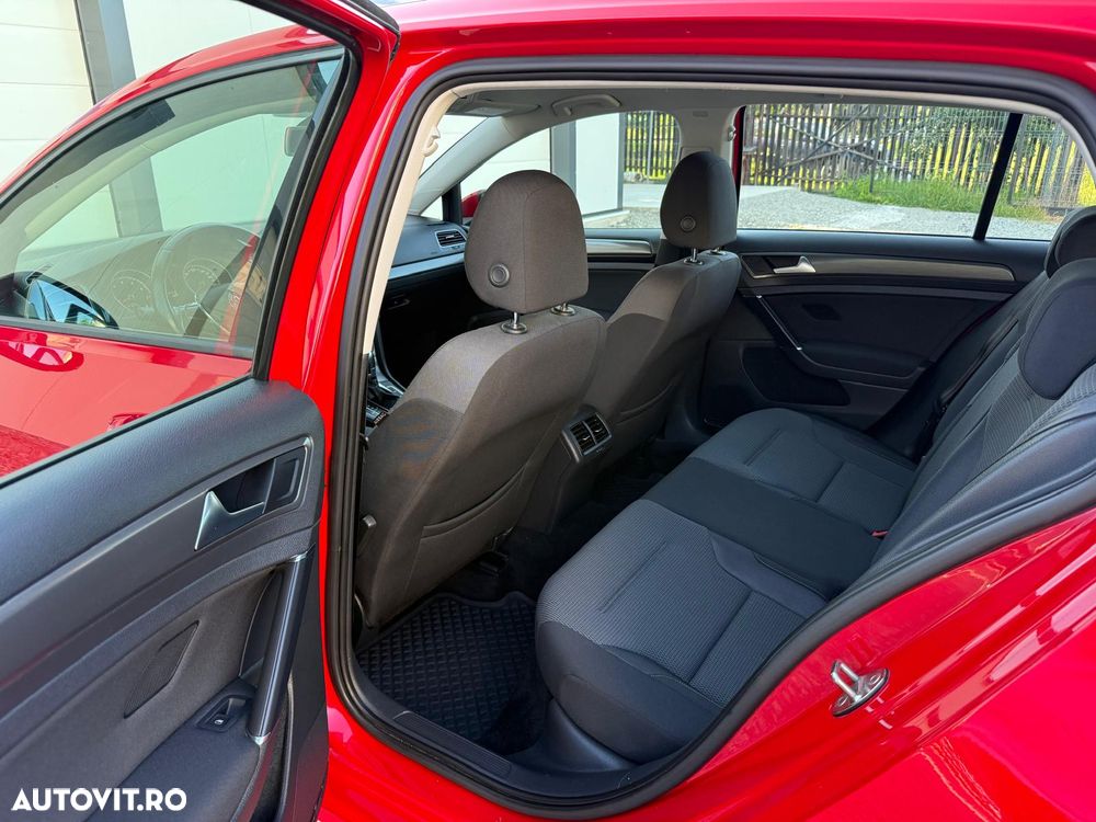 Volkswagen Golf 1.2 TSI BlueMotion Technology DSG Comfortline - 16