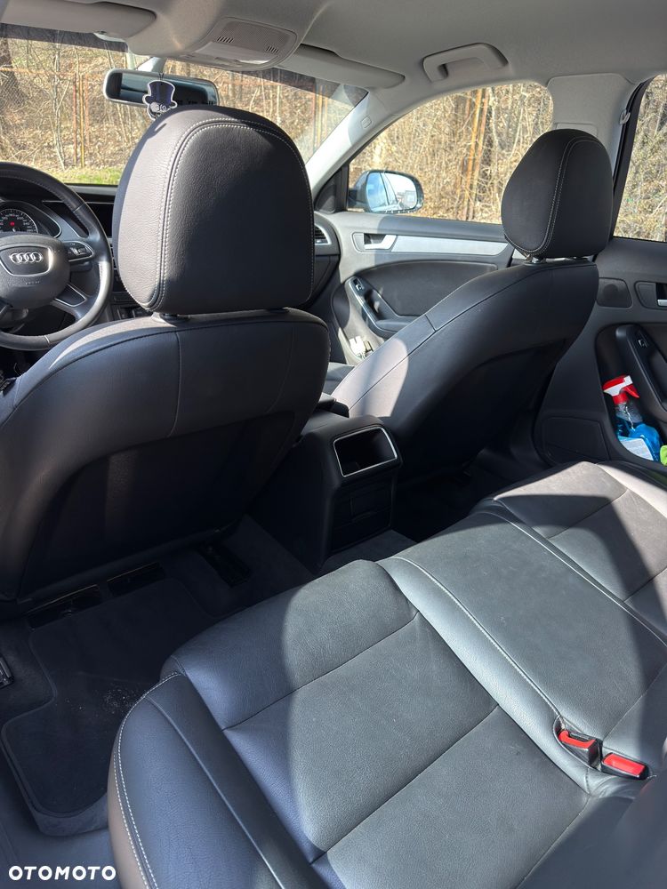 Audi A4 Limousine - 18