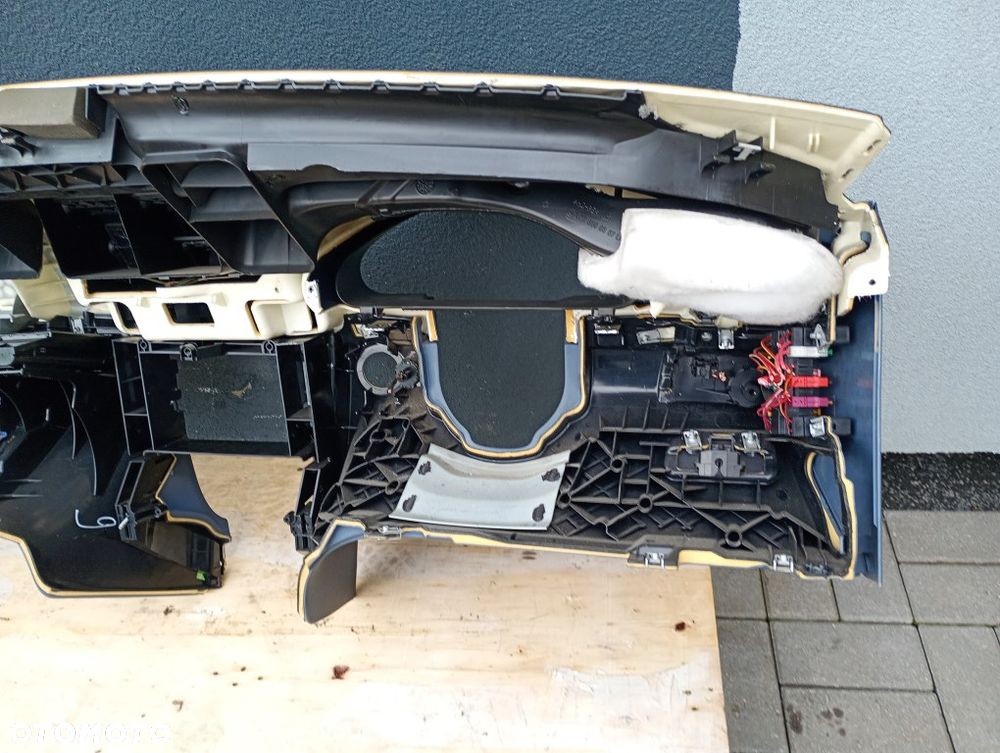 konsola deska rozdzielcza schowek pasażera dekor panel nawiewu mercedes w211 e-klassa - 14