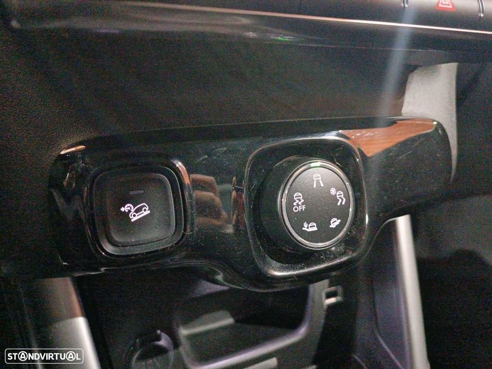 Citroën C3 Aircross 1.6 BlueHDi Shine - 23