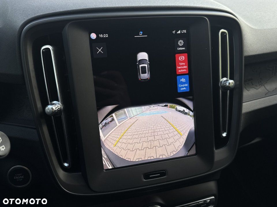 Volvo XC 40 - 21
