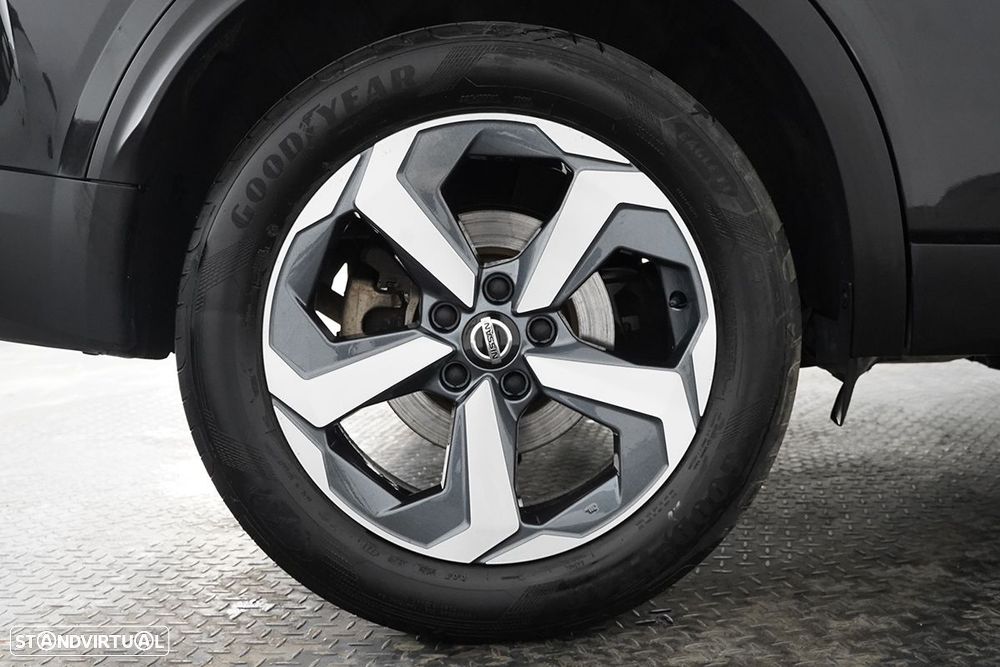 Nissan Qashqai 1.3 DIG-T N-Connecta Xtronic - 5