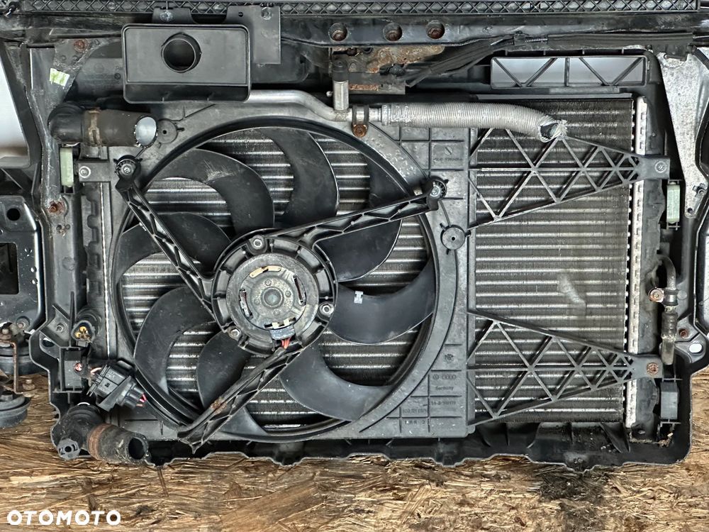 PAS PRZEDNI VW POLO 6N 05-08 1.2 B - 5