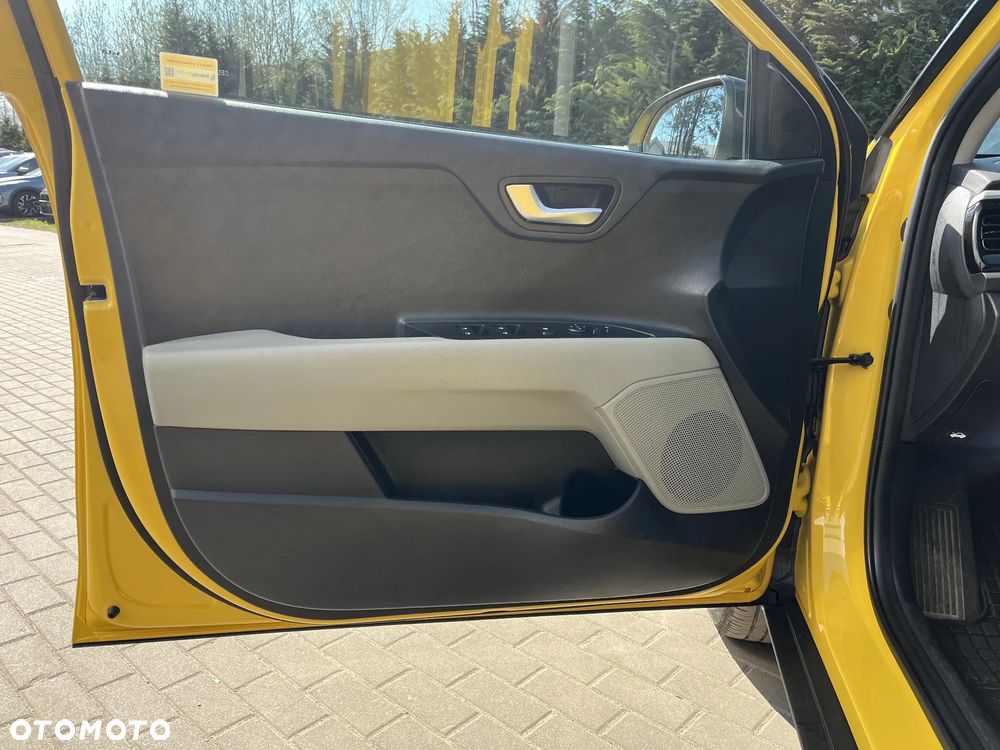 Kia Stonic 1.0 T-GDI L Business Line DCT - 10