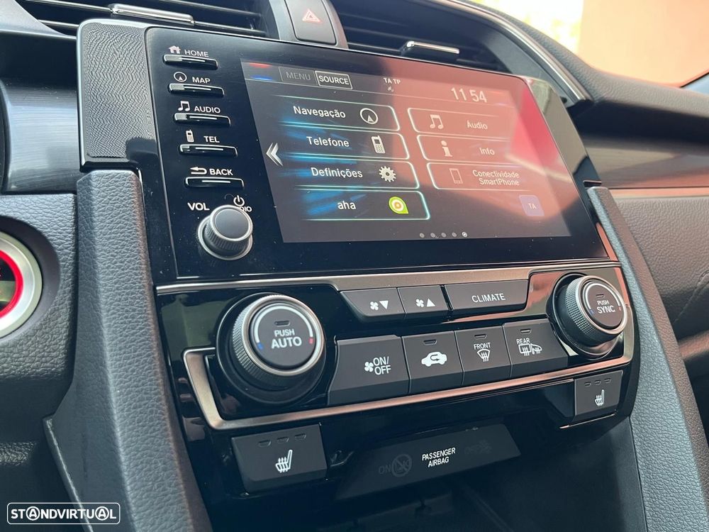 Honda Civic 1.0 i-VTEC Executive Premium - 23