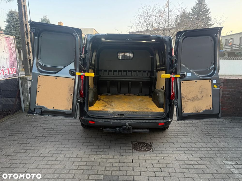 Ford Transit Custom - 12