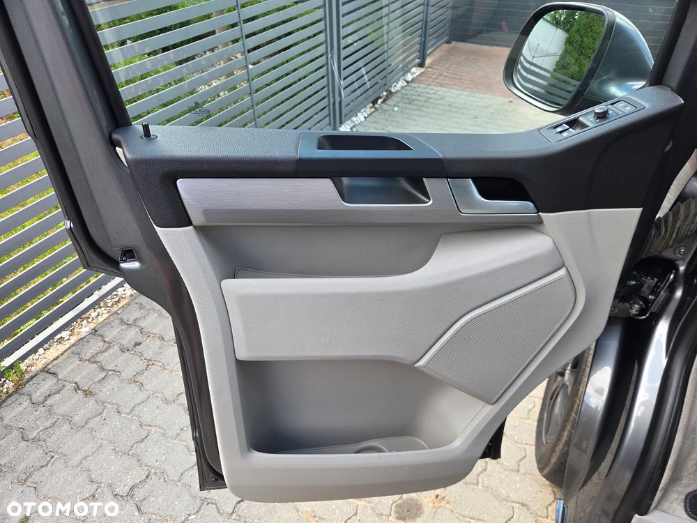 Volkswagen California - 30