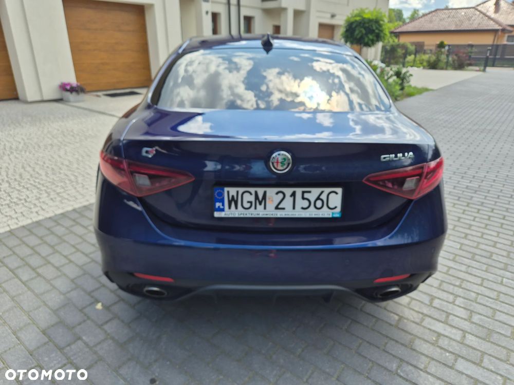 Alfa Romeo Giulia 2.0 Turbo Veloce - 4