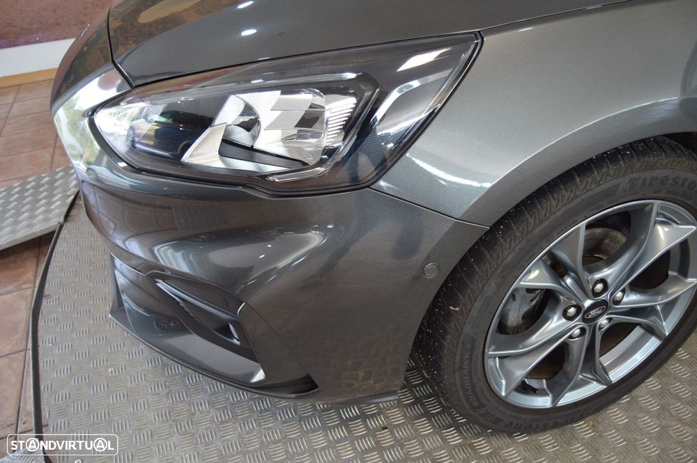 Ford Focus 1.5 TDCi ECOBlue ST-Line - 12