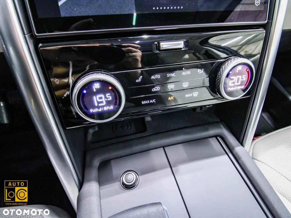 Land Rover Discovery ver-v-3-0-d250-mhev-r--dynamic-hse - 32