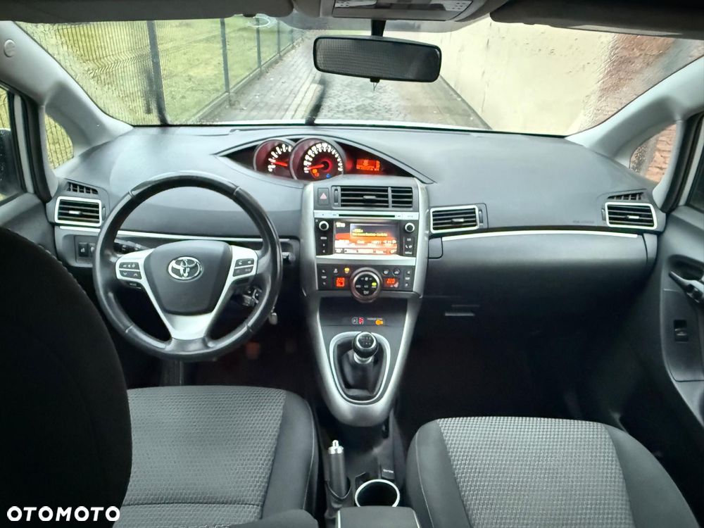 Toyota Verso 1.6 D-4D 7-Sitzer Start/Stop Edition S+ - 16