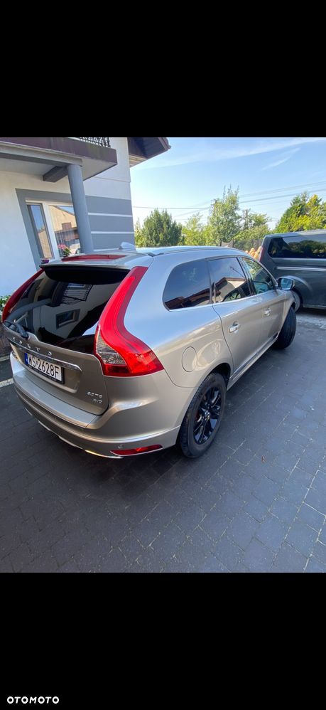 Volvo XC 60 T6 AWD Momentum - 34