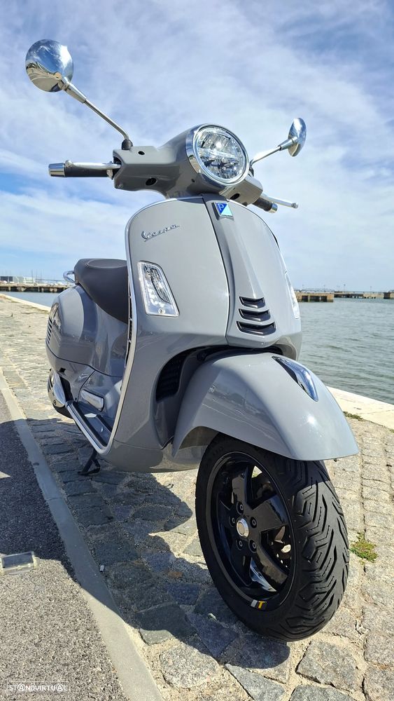 Vespa GTS Super SuperTech - 2