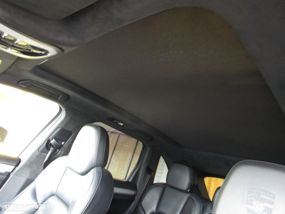 Porsche Cayenne S Tiptronic S - 34