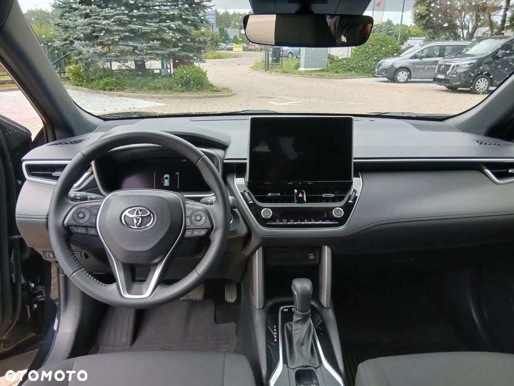 Toyota Corolla Cross 2.0 Hybrid Comfort - 11