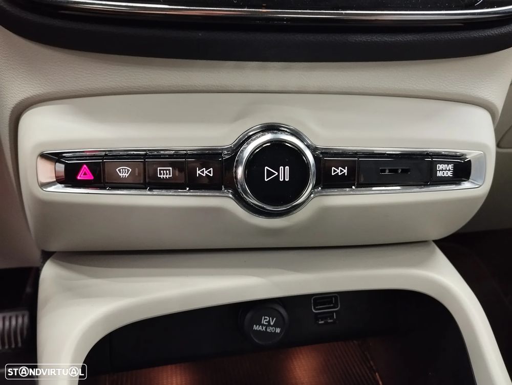 Volvo XC 40 2.0 D3 Inscription Geartronic - 31