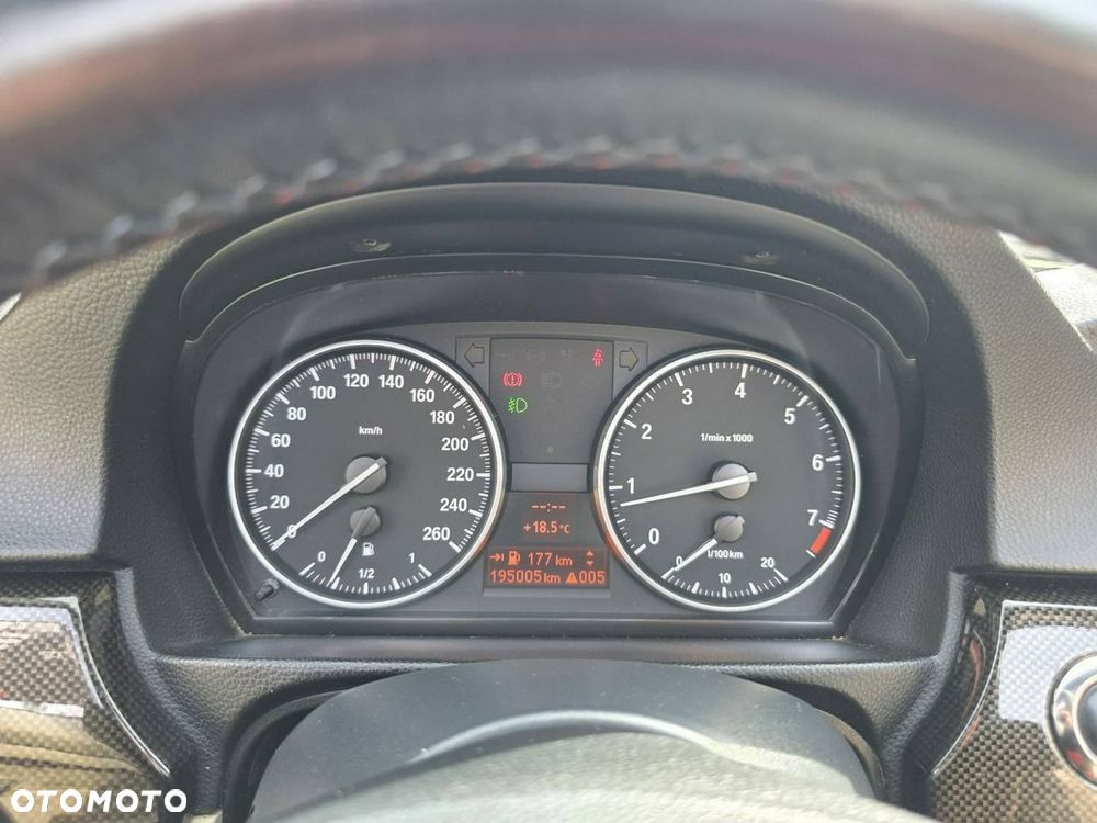 BMW Seria 3 320i Edition Exclusive - 16