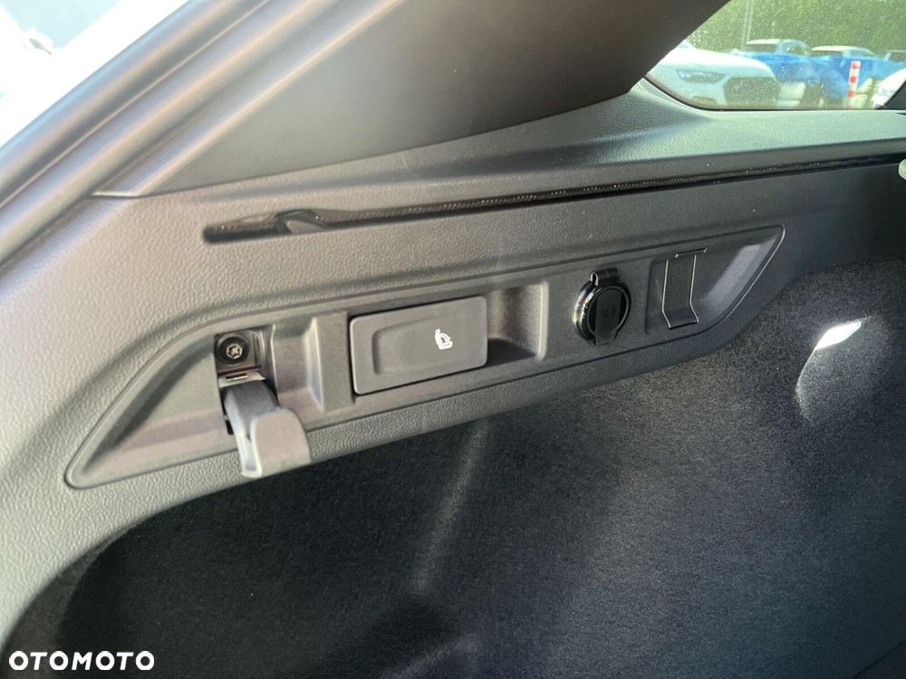 Volkswagen Passat - 36