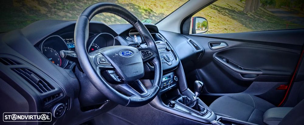 Ford Focus 1.0 SCTi Titanium Best - 8