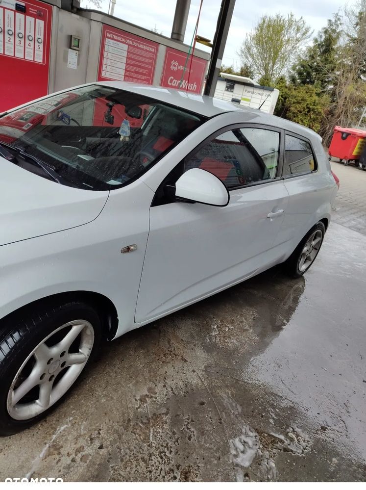 Kia ProCeed 2.0 Optimum - 2