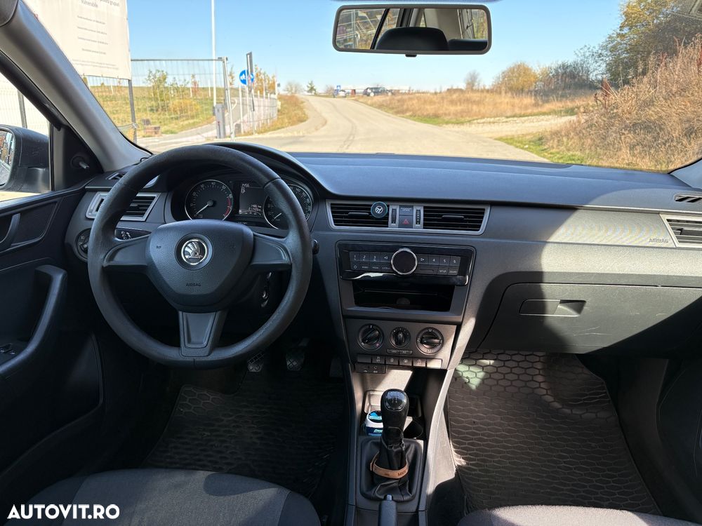 Skoda Rapid 1.2 TSI Active - 6