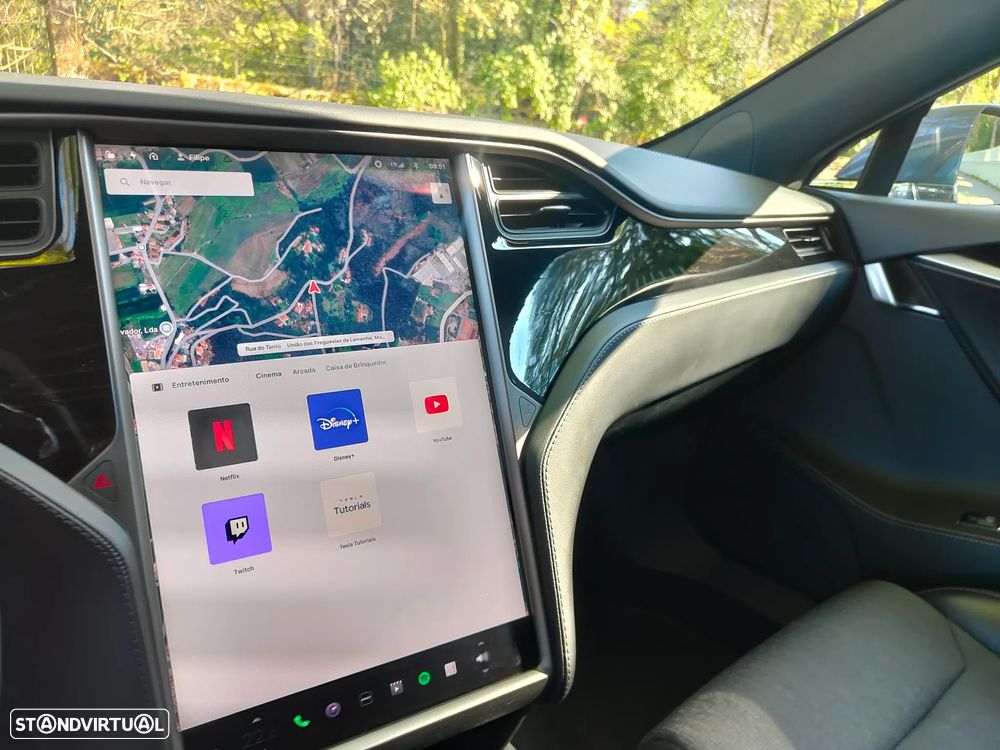 Tesla Model S Long Range AWD - 12