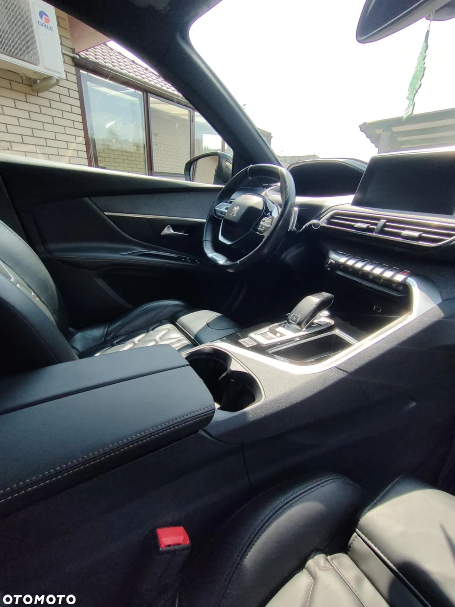 Peugeot 3008 1.5 BlueHDi Allure S&S EAT8 - 11