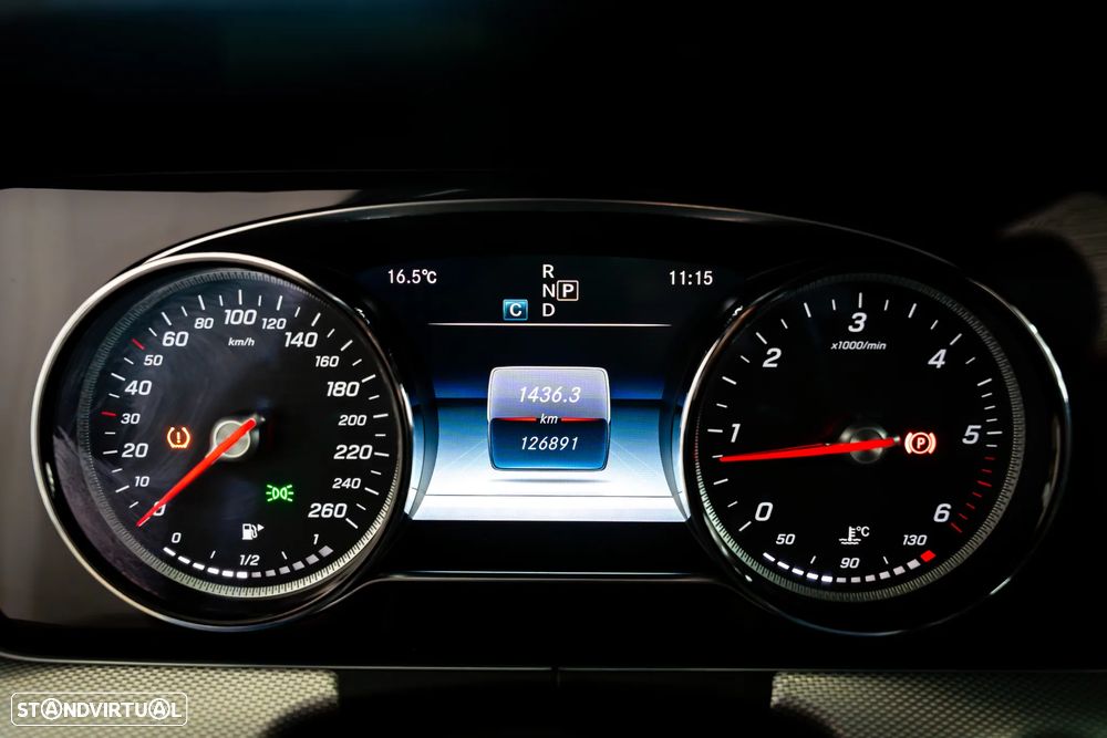 Mercedes-Benz E 220 d AMG Line - 49