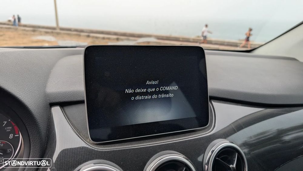 Mercedes-Benz B 180 BlueEfficiency - 27