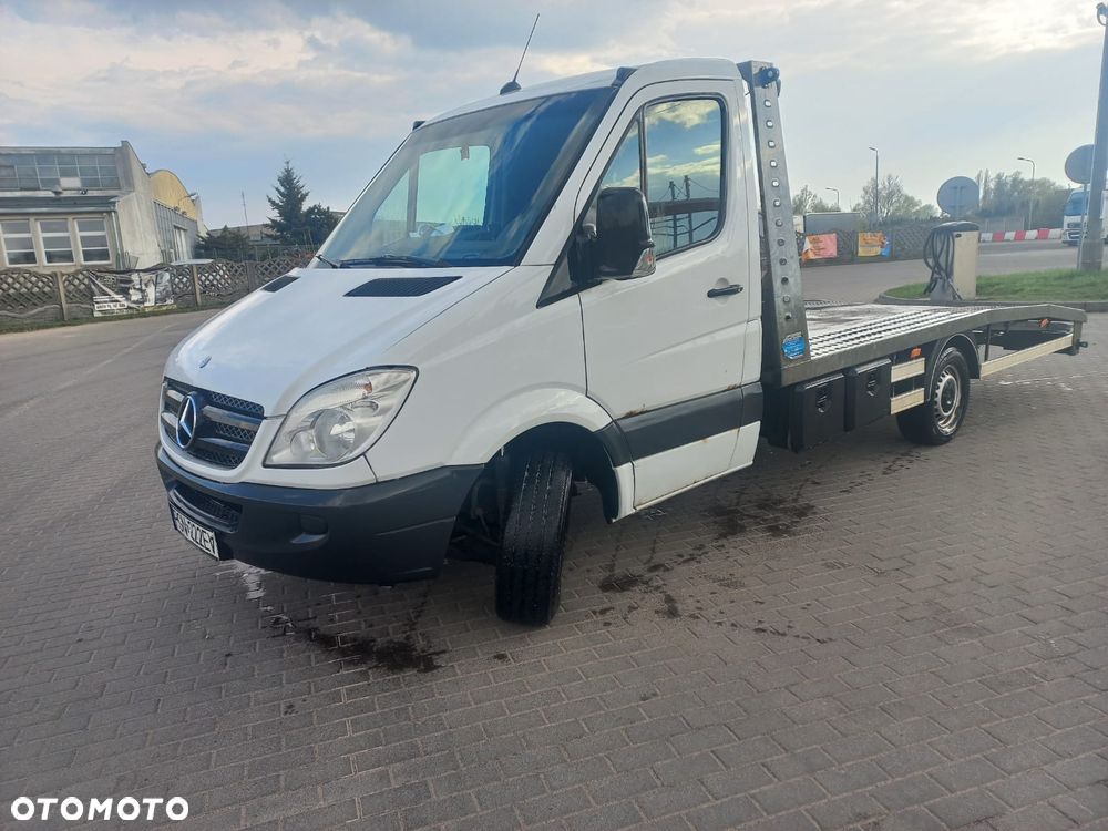 Mercedes-Benz Sprinter - 10