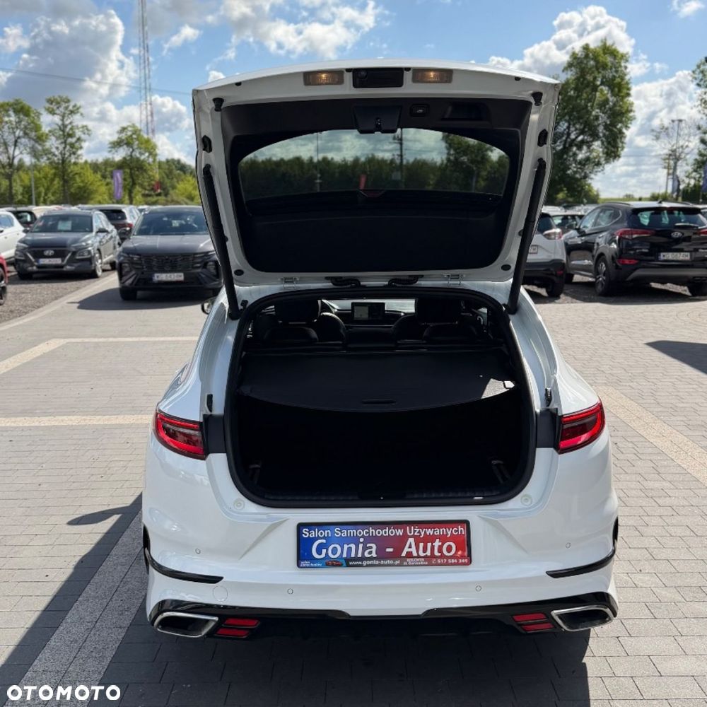 Kia ProCeed 1.6 T-GDI GT DCT - 12