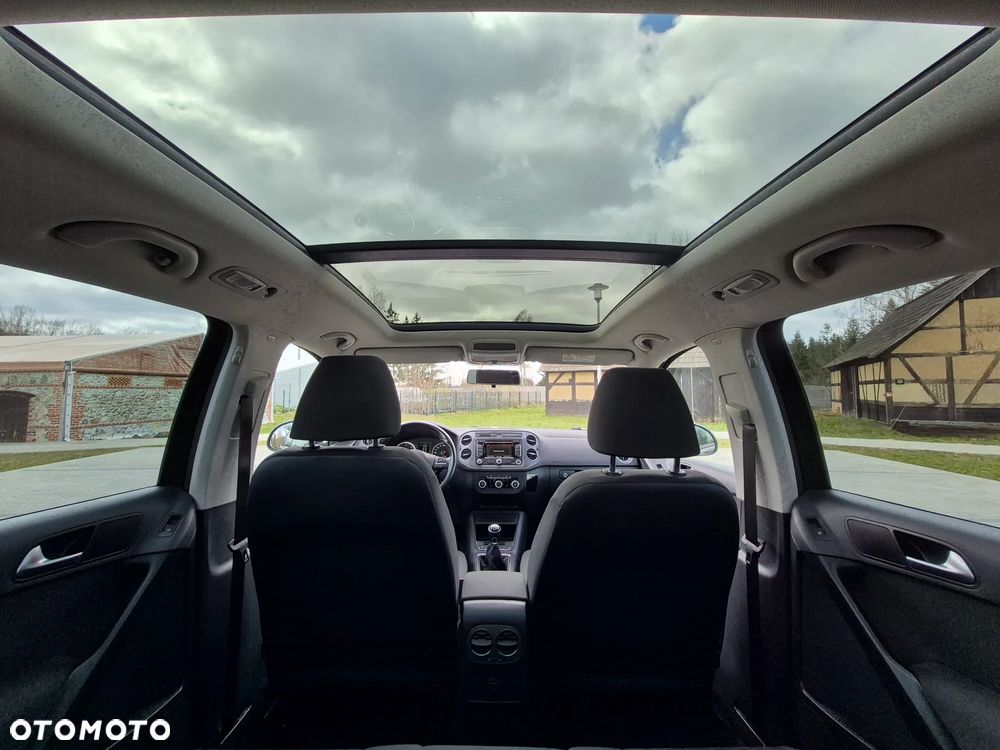 Volkswagen Tiguan 2.0 TDI Perfectline - 27