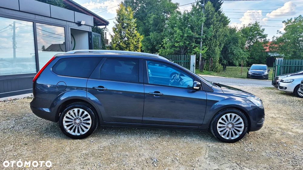 Ford Focus 1.6 16V Titanium - 11
