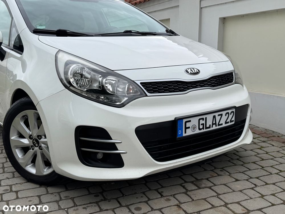 Kia Rio - 31