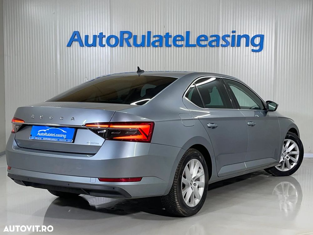 Skoda Superb 2.0 TDI DSG Ambition - 3