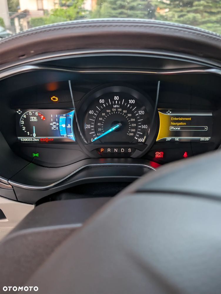 Ford Fusion - 12
