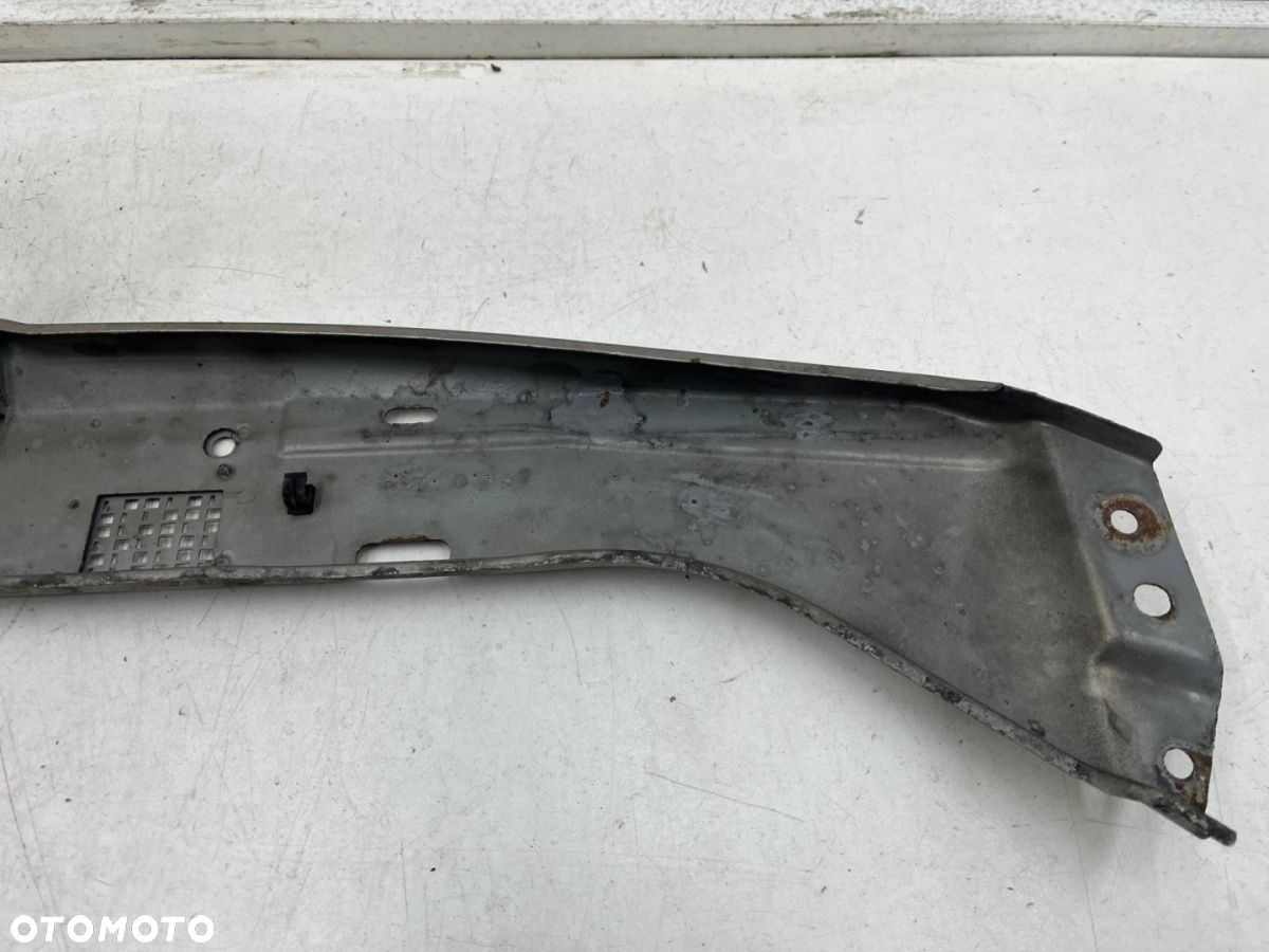 Pas przedni Mercedes w210 95-99r. przedlift górne wzmocnienie pasa wspornik oryginalne - 11