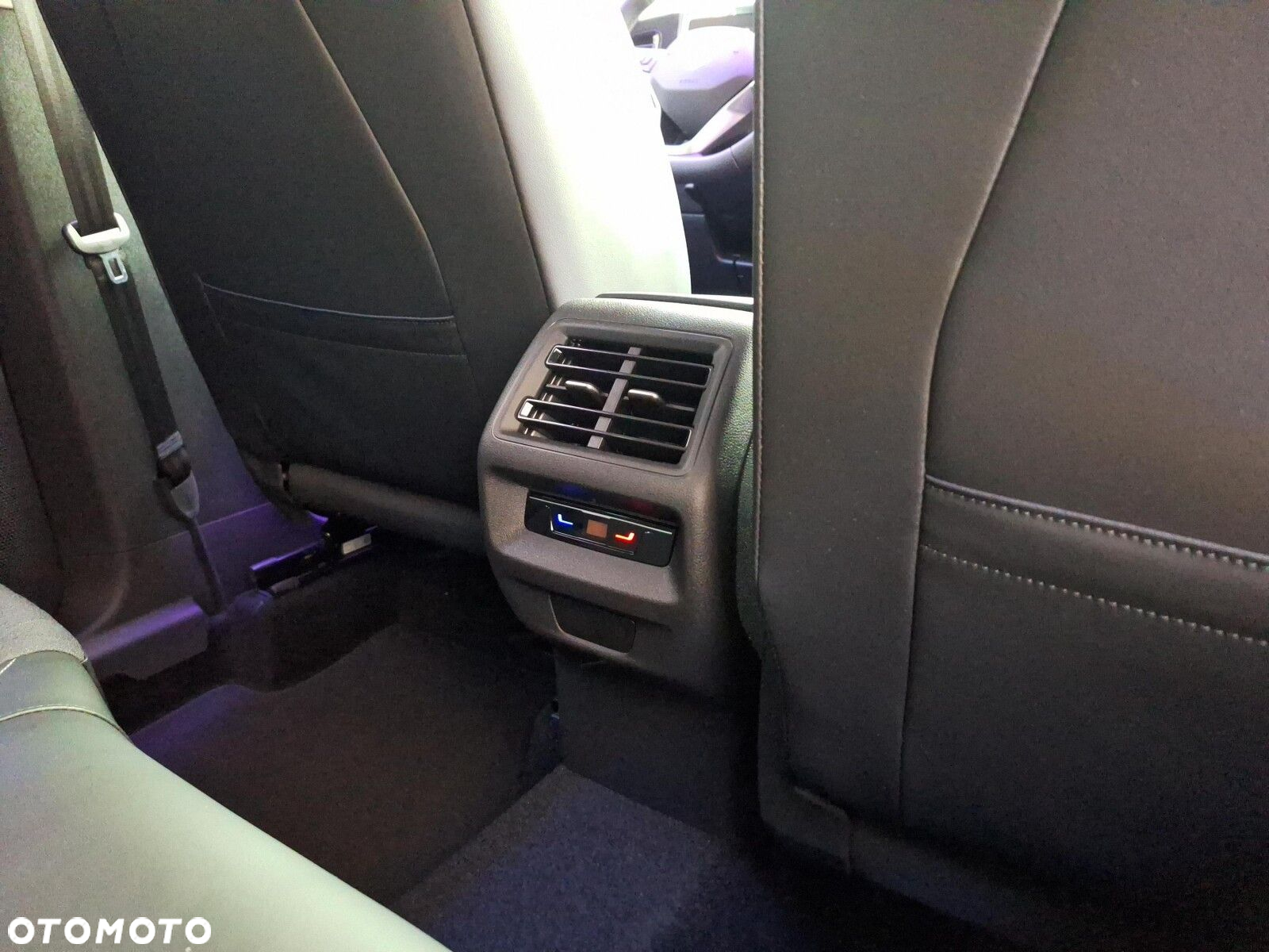 Volkswagen Tiguan 1.5 TSI EVO Life DSG - 30