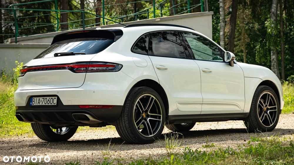 Porsche Macan - 3