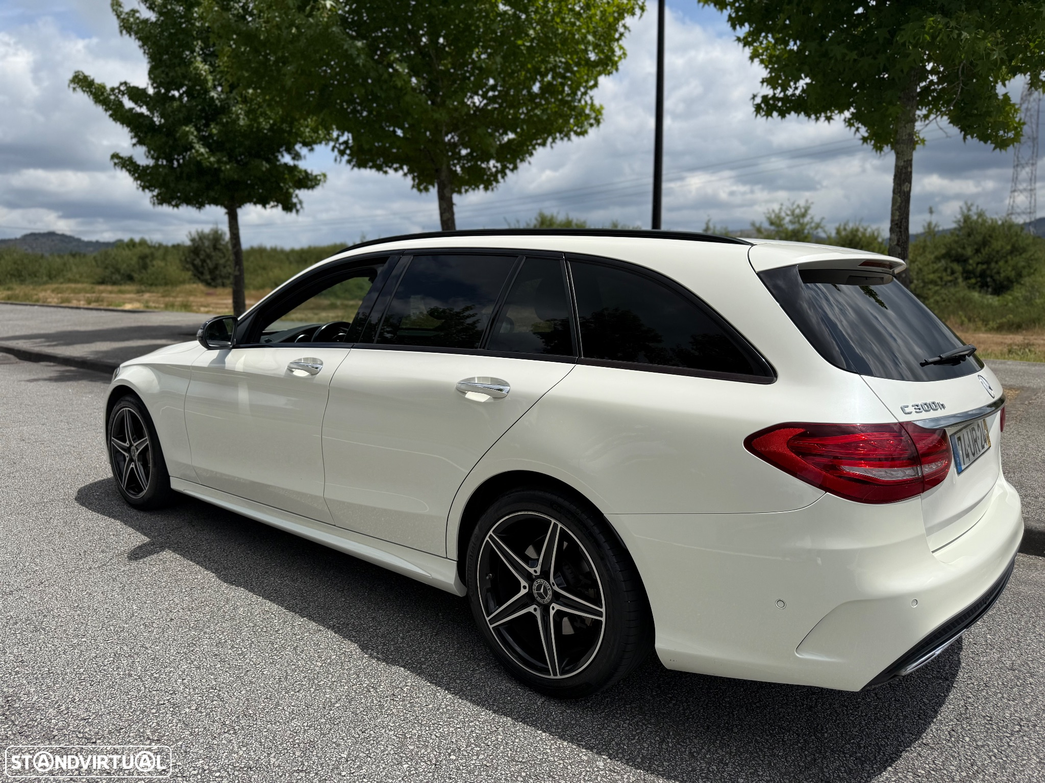 Mercedes-Benz C 300 h AMG Line - 3