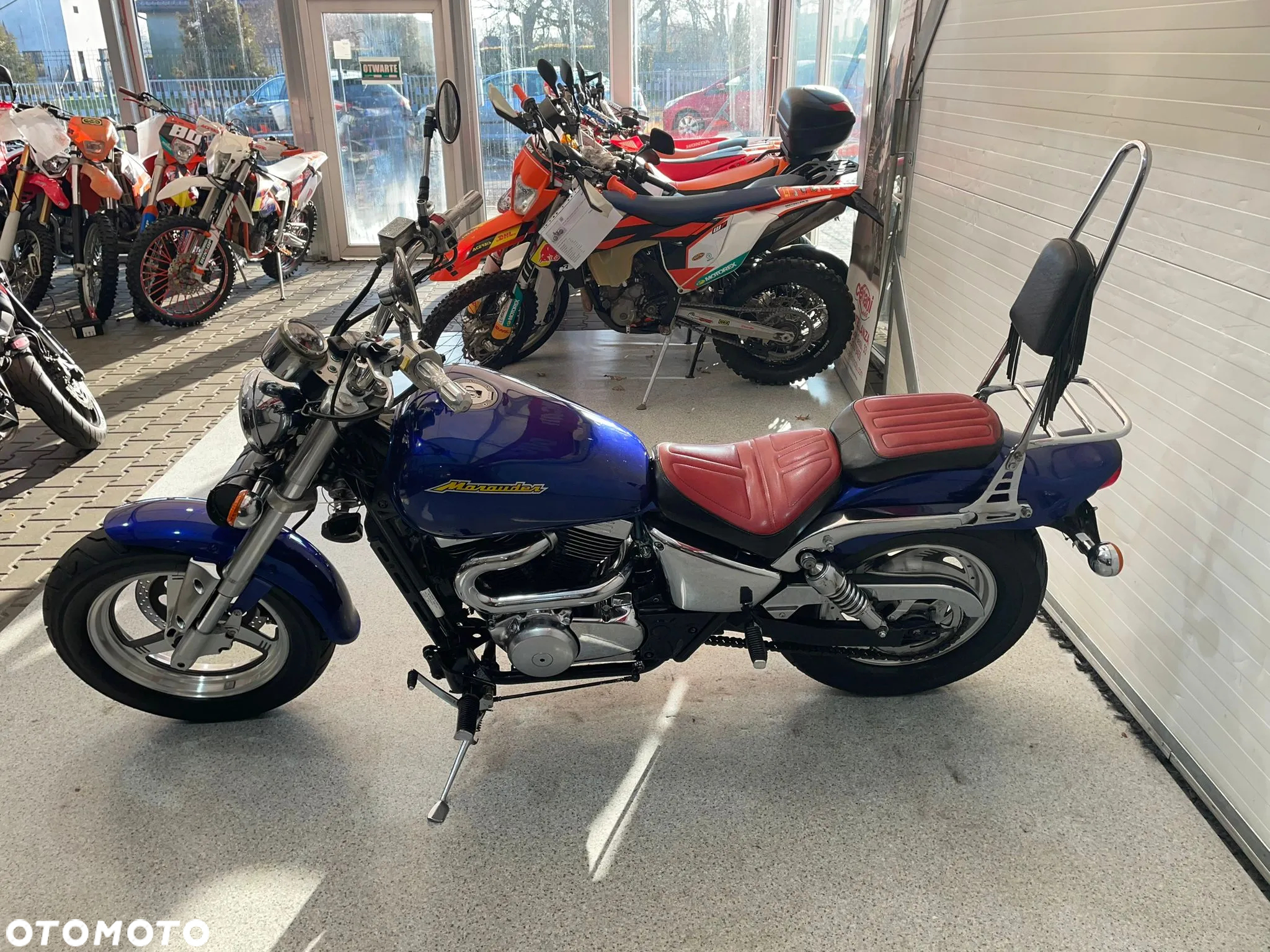Suzuki Marauder - 24