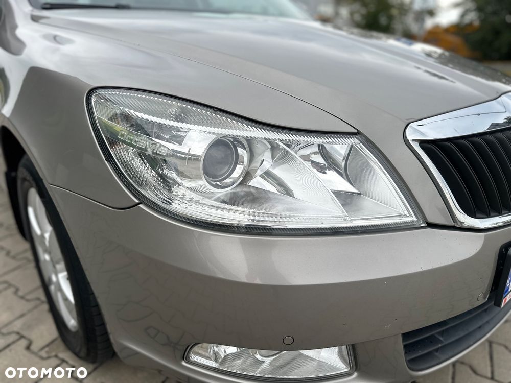 Skoda Octavia 1.8 TSI Ambition - 12