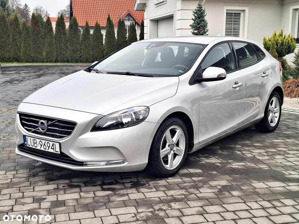 Volvo V40 ver-d2-kinetic - 1