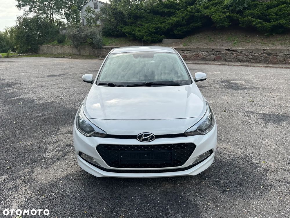 Hyundai i20 1.2 Elegant - 2