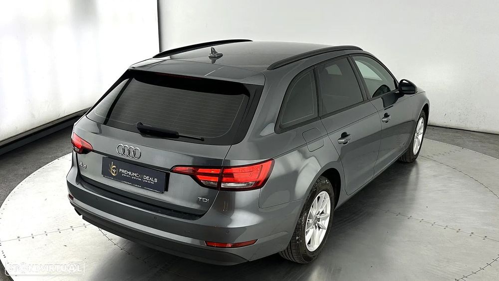 Audi A4 Avant 2.0 TDI Advance - 10