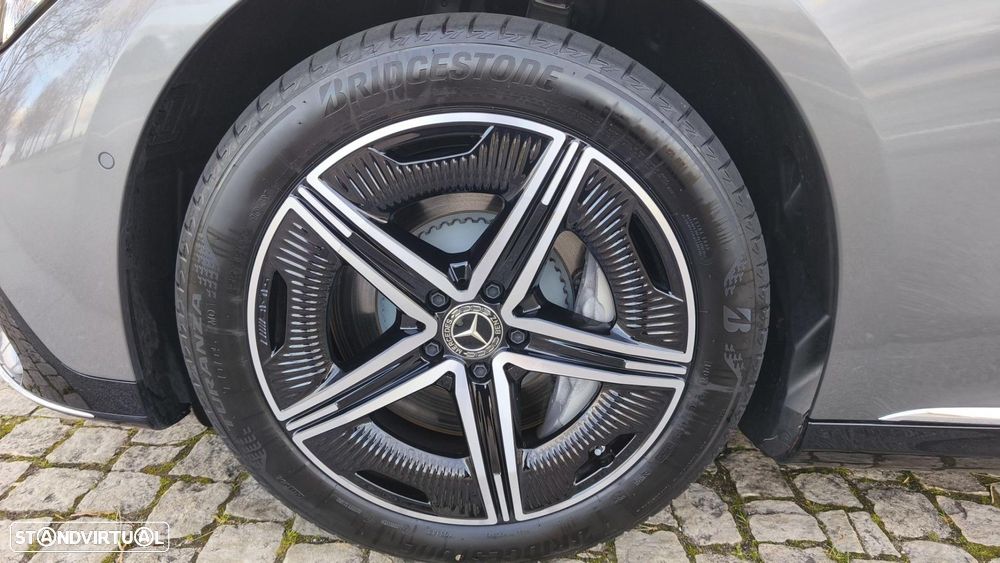 Mercedes-Benz EQE 300 Edition - 13