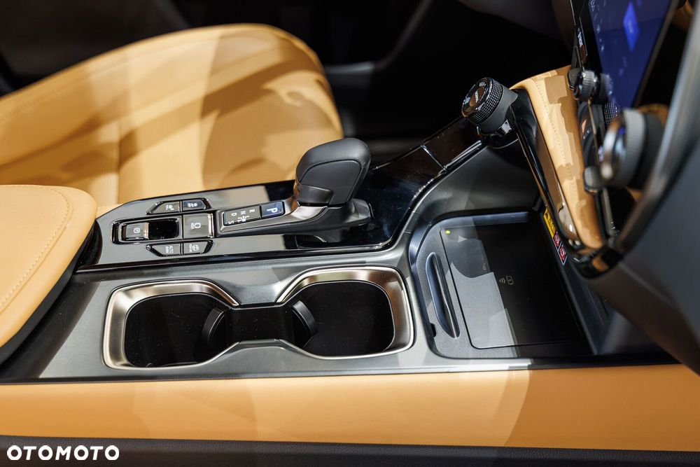 Lexus NX - 27