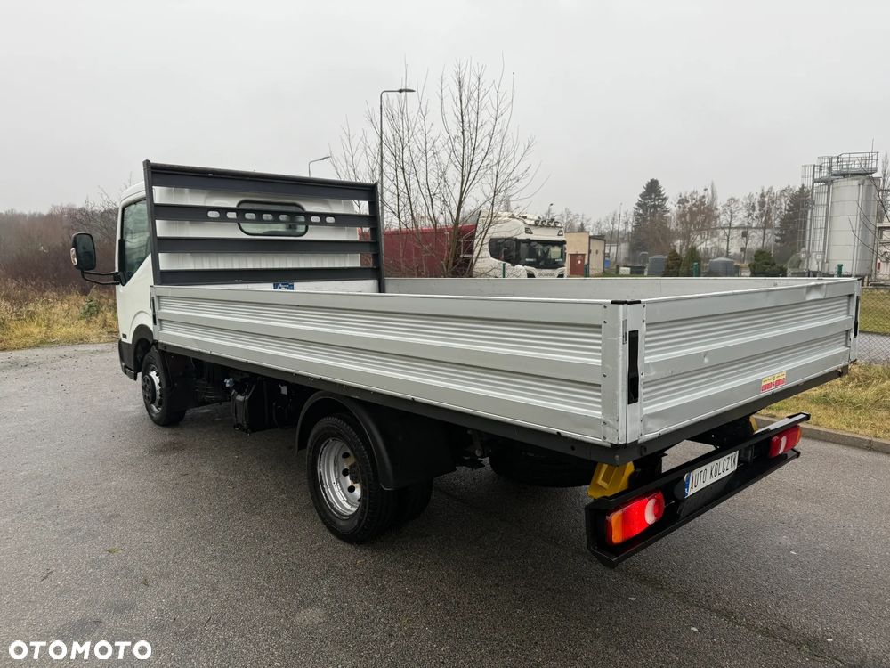 Nissan NT 400  Cabstar - 7